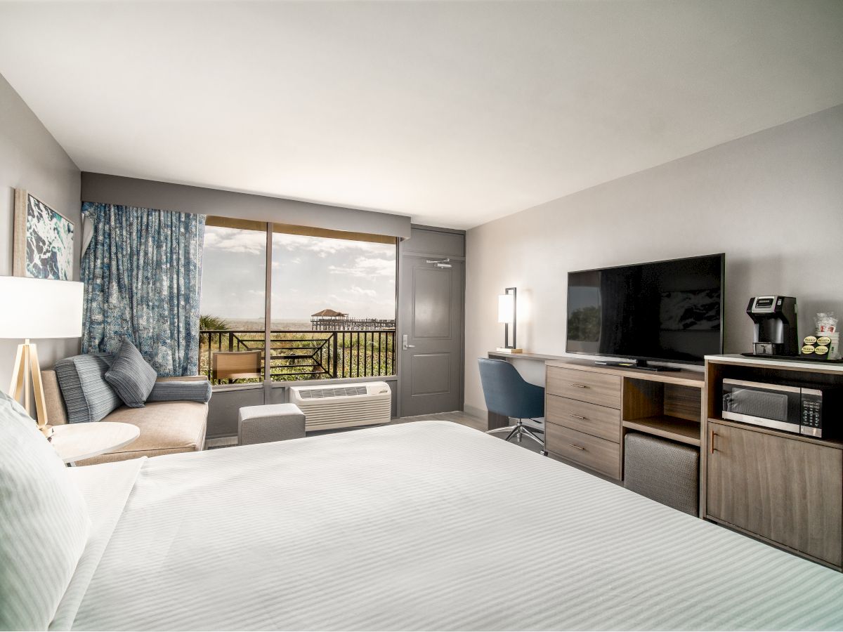 La Quinta Inn & Suites by Wyndham Cocoa Beach Oceanfront
