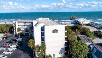 La Quinta Inn & Suites by Wyndham Cocoa Beach Oceanfront