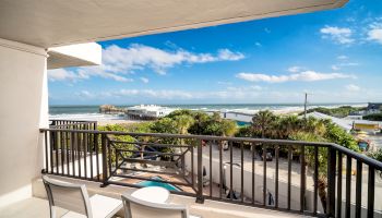 La Quinta Inn & Suites by Wyndham Cocoa Beach Oceanfront